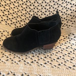Dolce Vita Suede Black Ankle Bootie Size 8.5